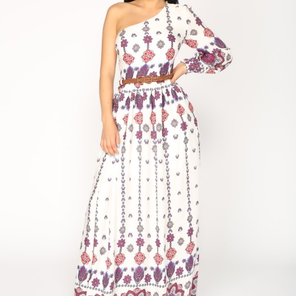 Fashion Nova Dresses & Skirts - One shoulder patterned dress with belt